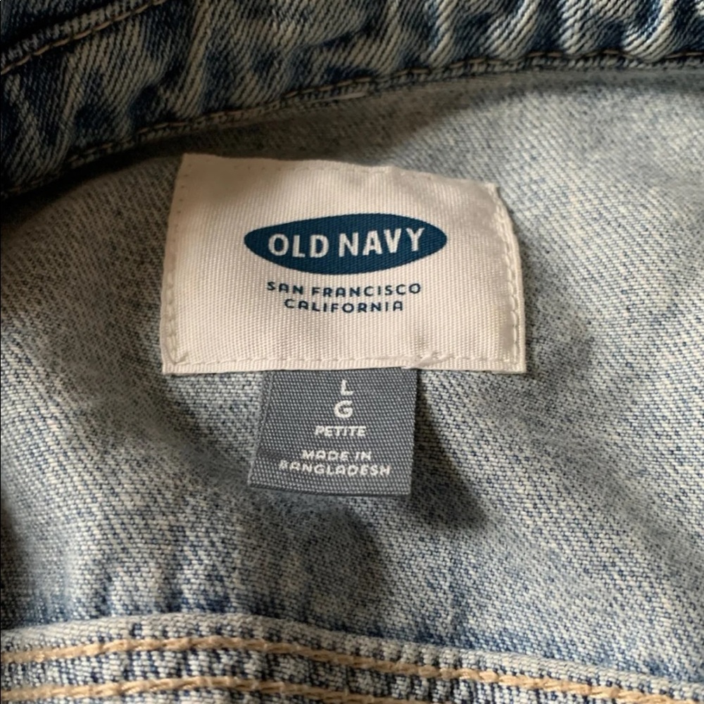 Distressed jean jacket - Picture 3 of 3